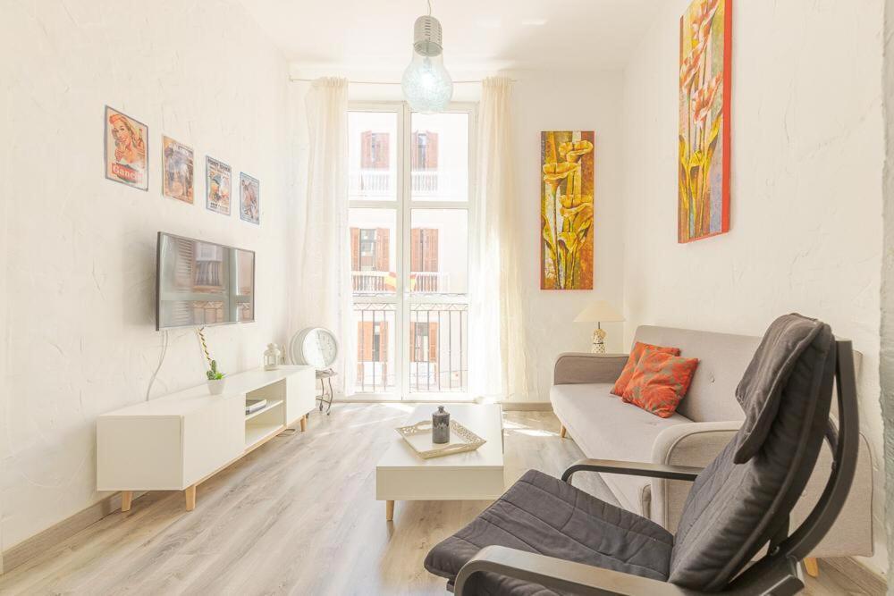 Beautiful Flat With Balcony And Wifi In Center Apartment Málaga